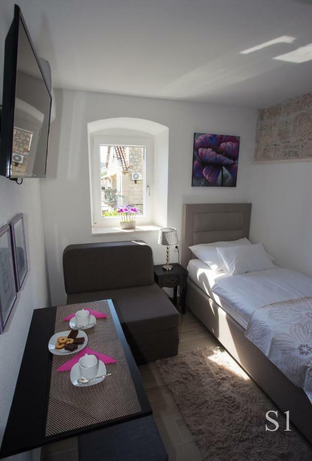 Morus Alba Apartment Split Exterior photo